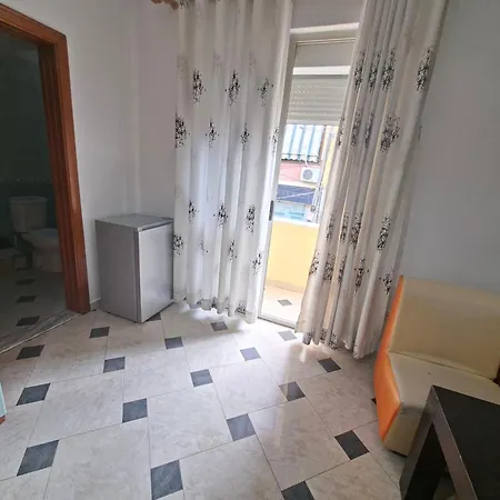57 Πανσιόν 2*